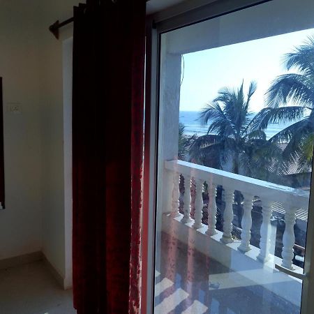 Baga Beach Exotica Hotel Exterior photo