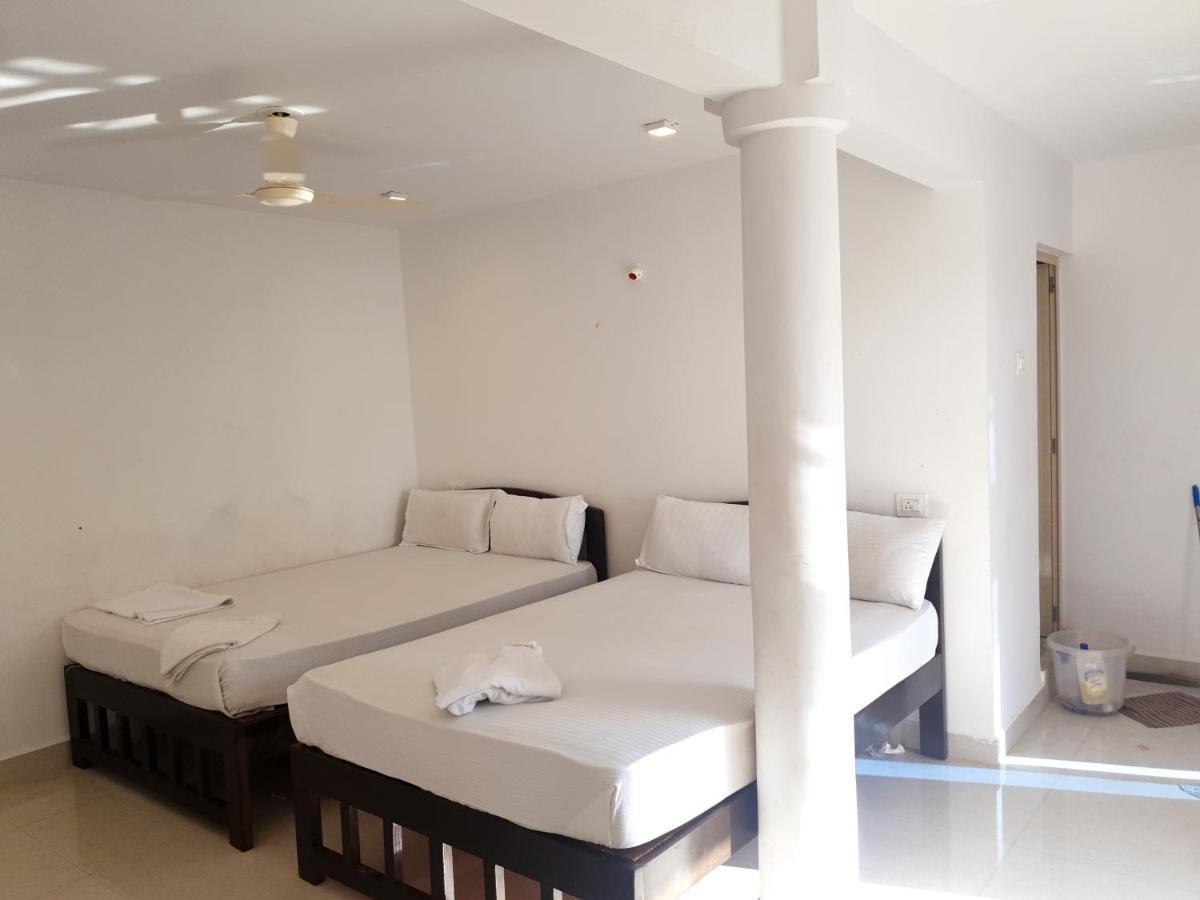 Baga Beach Exotica Hotel Exterior photo
