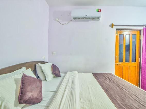 Baga Beach Exotica Hotel Exterior photo