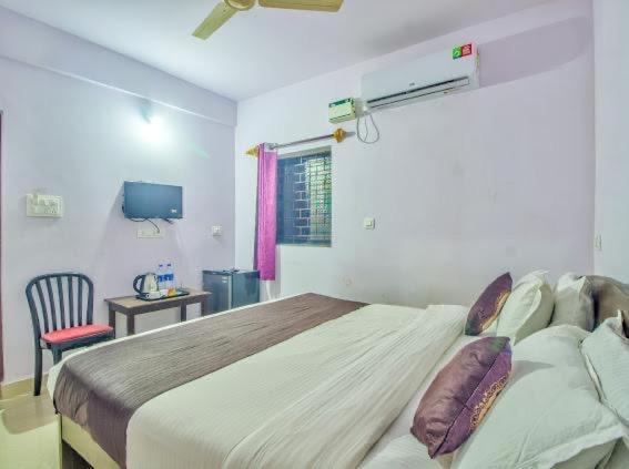Baga Beach Exotica Hotel Exterior photo